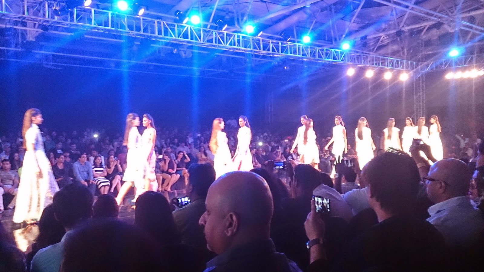 BLENDERS PRIDE FASHION7