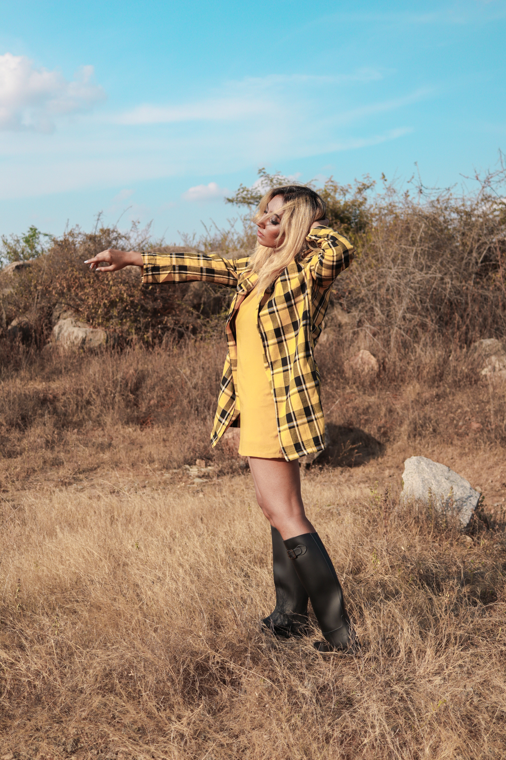 Yellow Plaid coat ; Winter Coat ; Fall Fashion ; Layering ; Blonde ; Tall boots ; Conceptual ; Winter Outfit ; Runway Fashion ; 70s fashion ; fashion photography ; ootd ; fall look ; winter Fashion ; zaful ; fall 18 ; Hyderabad ; Editorial ; Naznin ; Naznin Suhaer ; dusky; model ; indian blogger ; hyderabad fashion bloggers ; hyderabad bloggers ; hyderabad fashion blogger ; I Dress for the Applause ; 